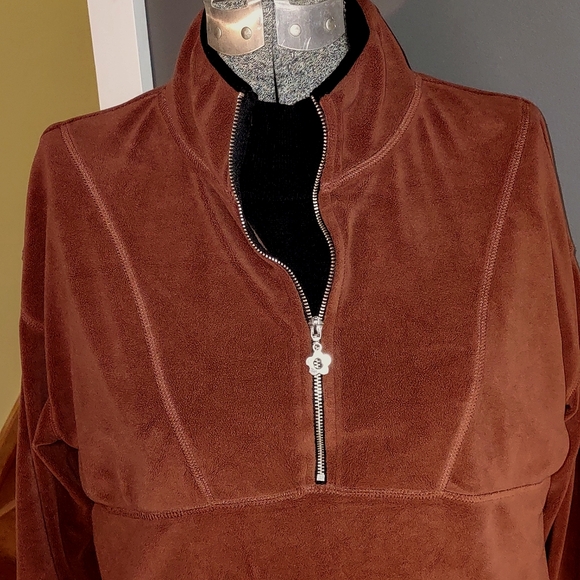 Wallflower Juniors Velour pullover zipup - Picture 3 of 7